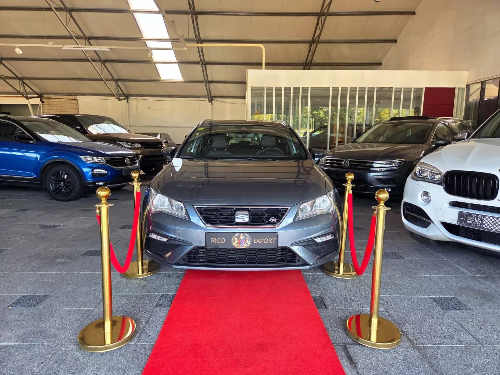 SEAT Leon (2018) — foto 1