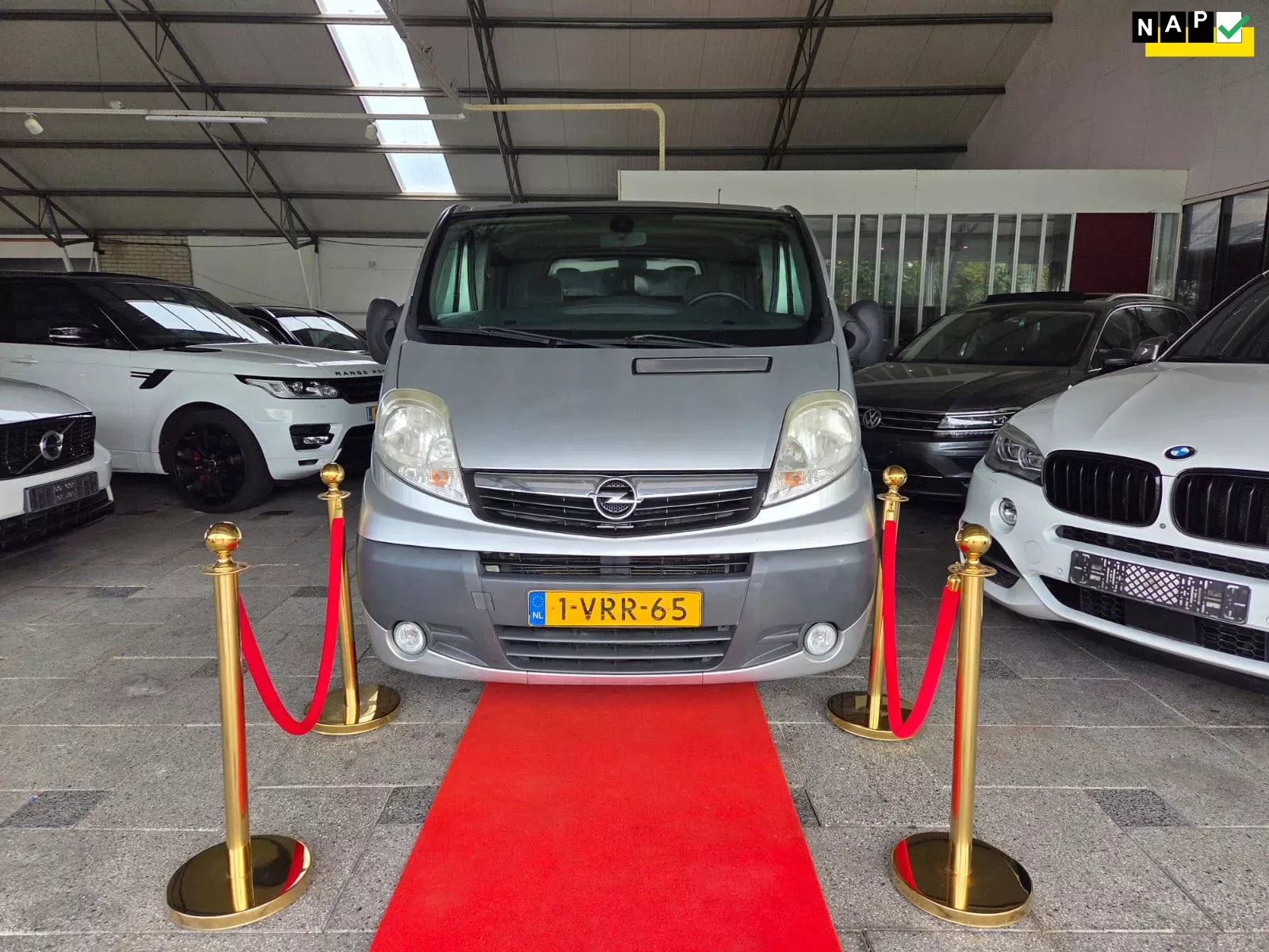 Opel Vivaro (2011) — foto 1
