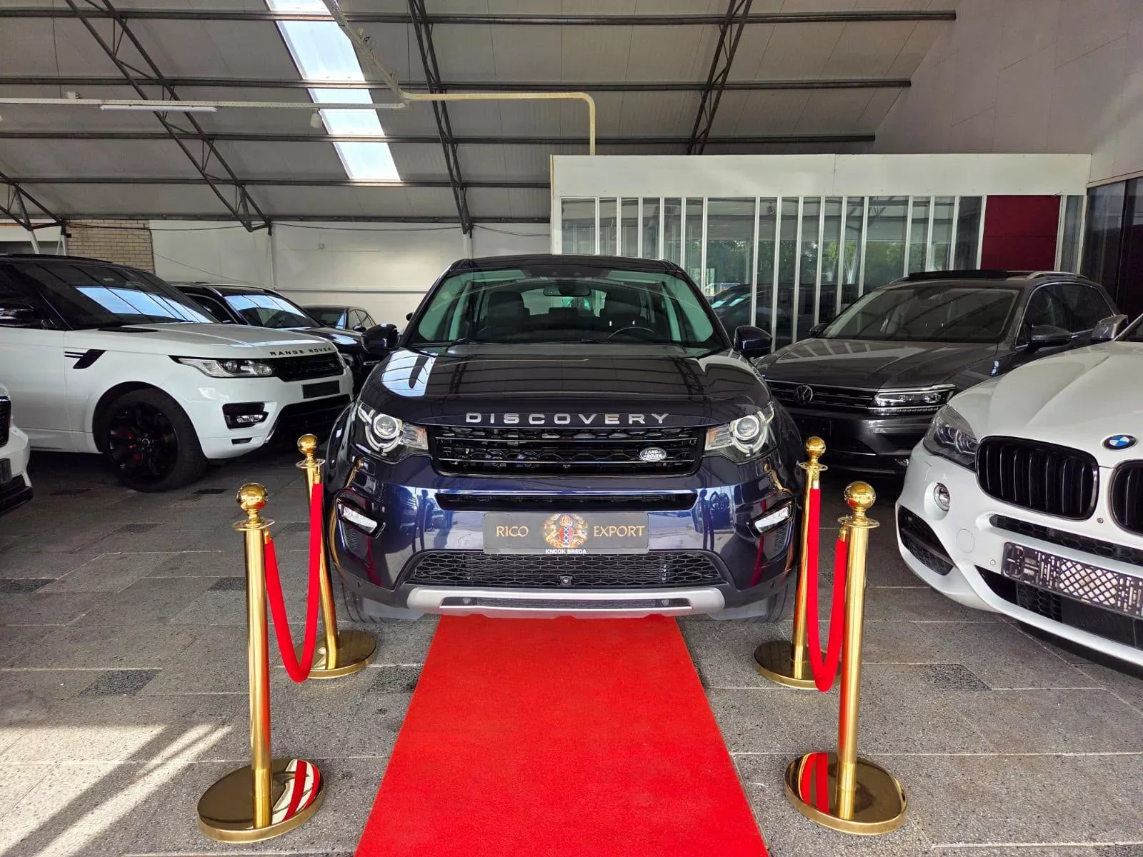 Land Rover Discovery Sport (2016) — foto 1