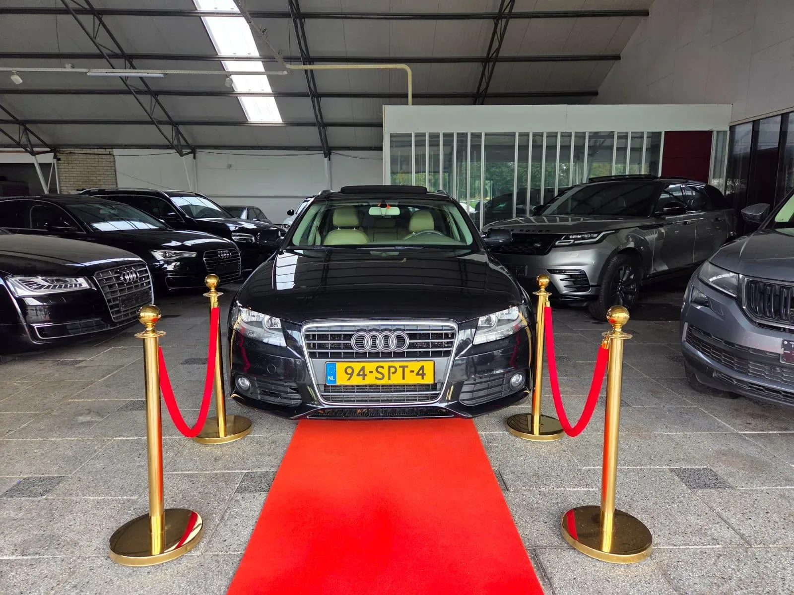 Audi A4 (2011) — foto 1