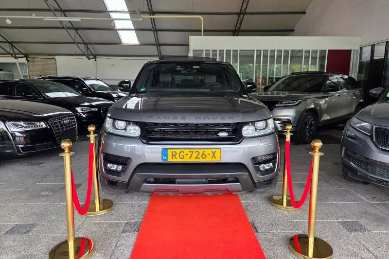 Land Rover Range Rover Sport (2016)