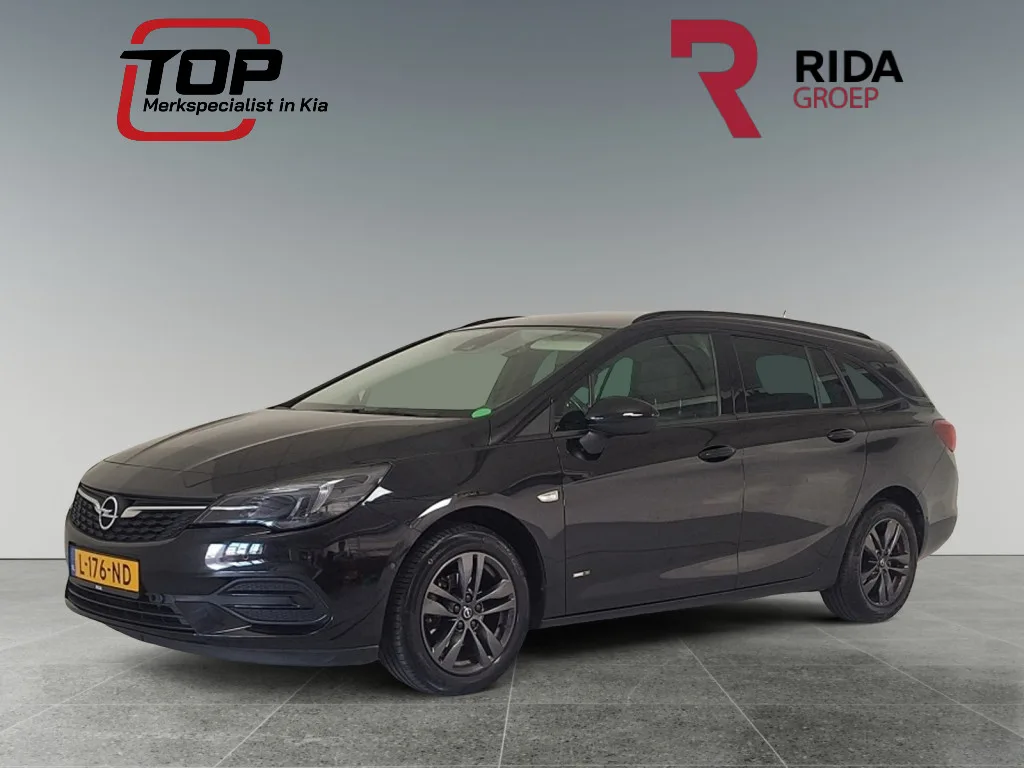 Opel Astra (2021) — foto 1