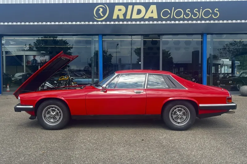 Jaguar XJ (1976)