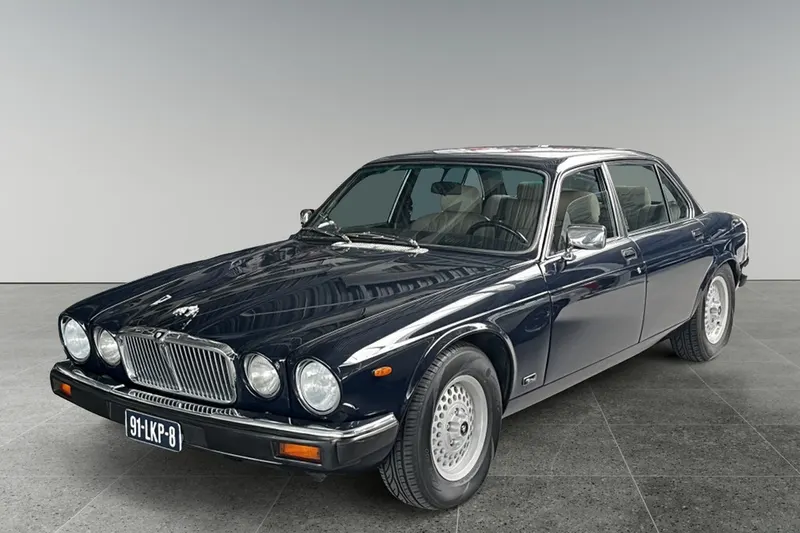 Jaguar XJ (1985)