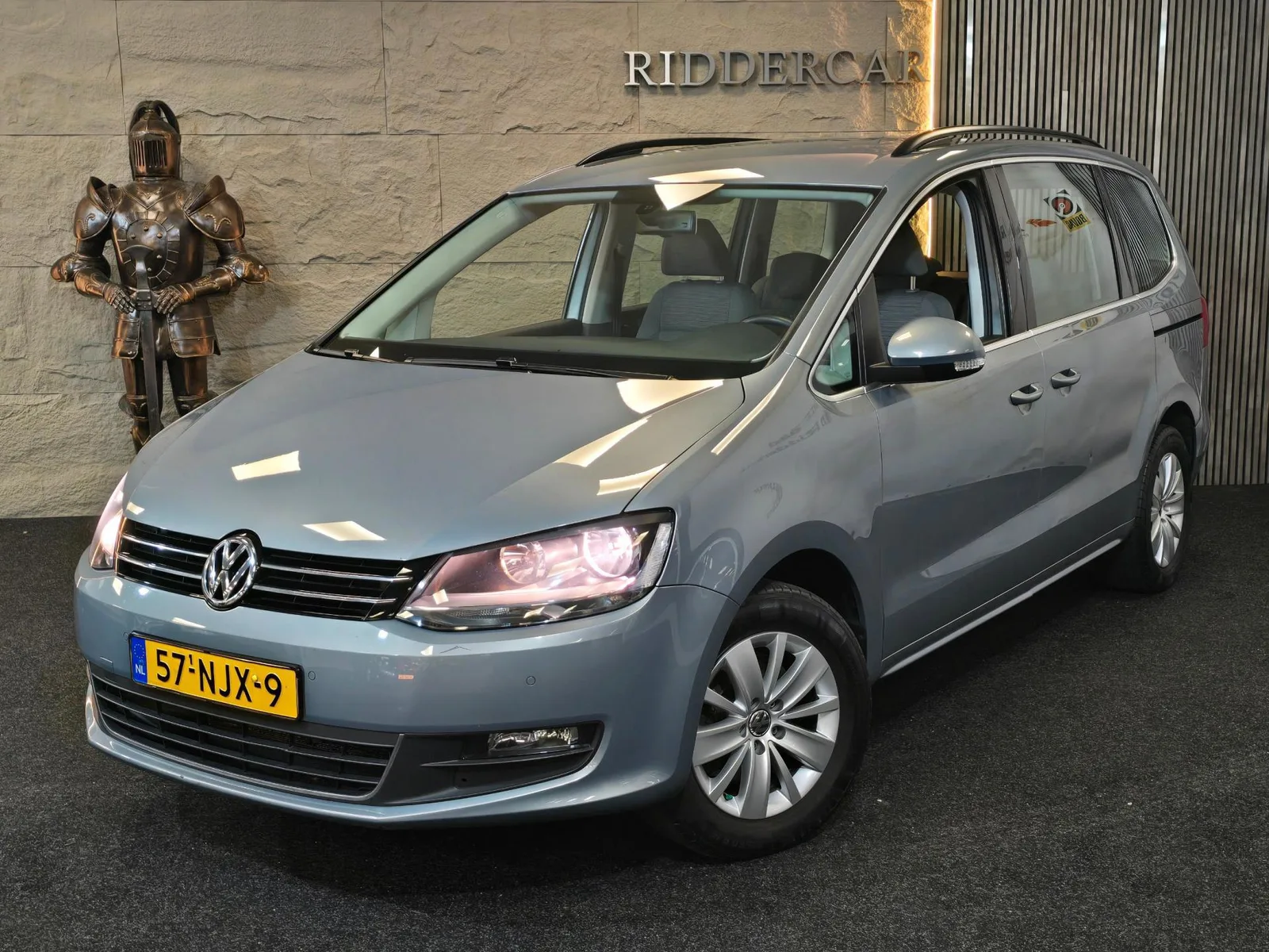 Volkswagen Sharan (2010) — foto 1