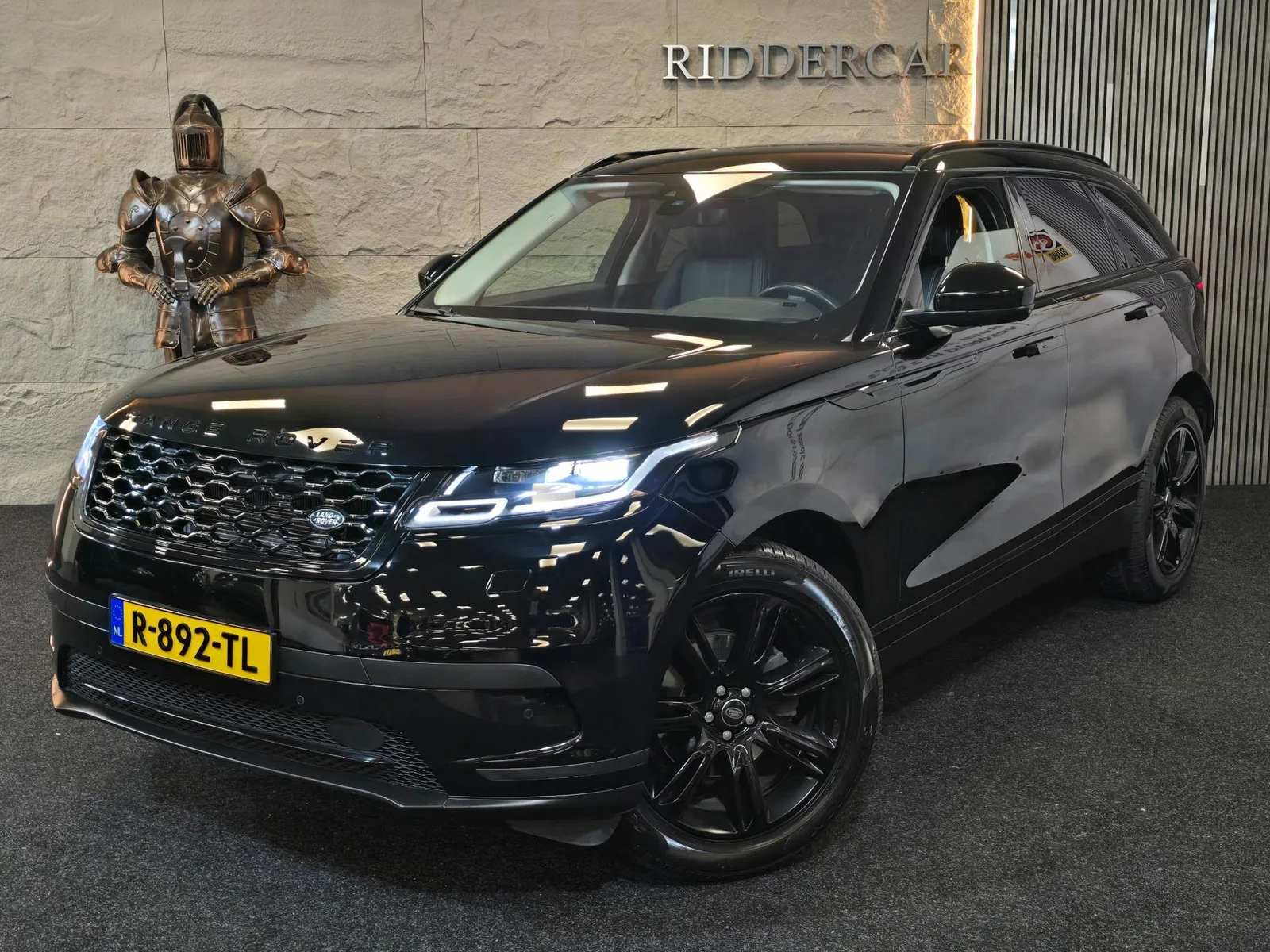 Land Rover Range Rover Velar (2019) — foto 1