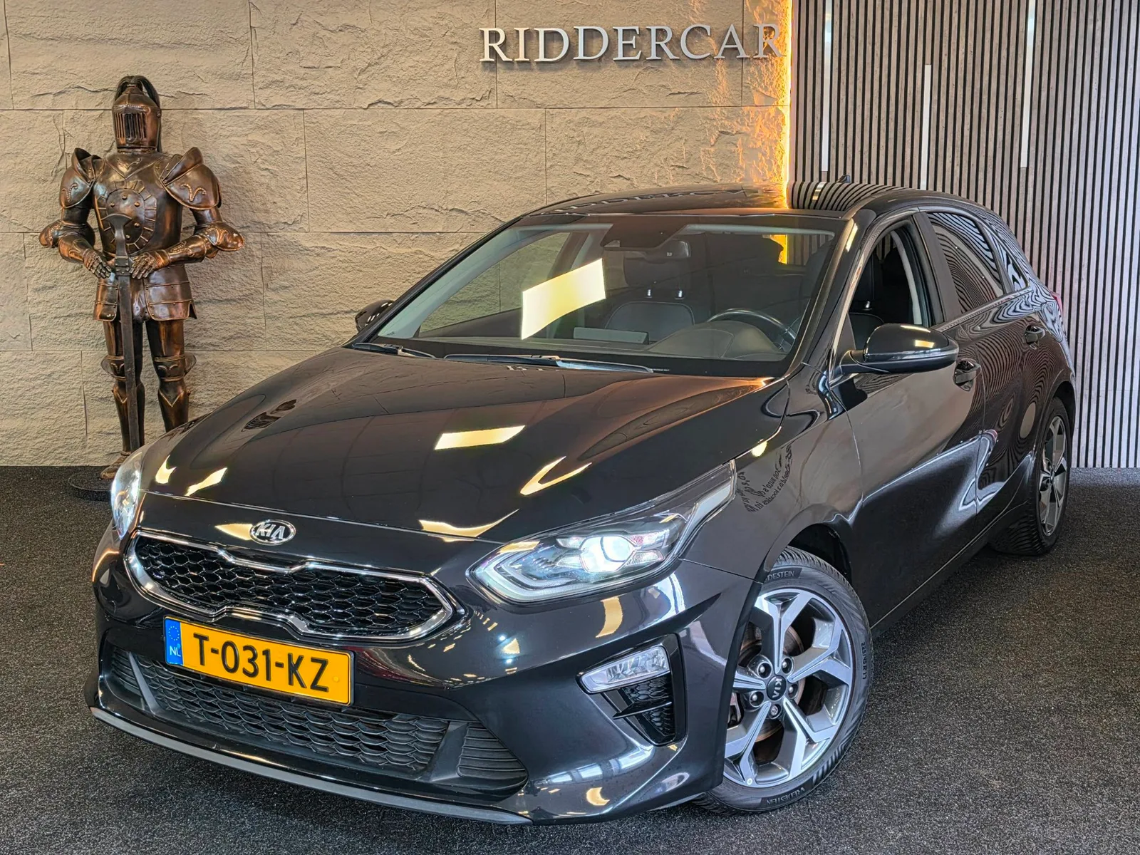 Kia Ceed (2021) — foto 1