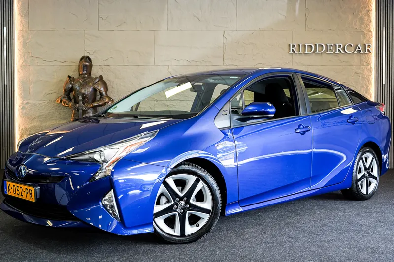 Toyota Prius (2018)