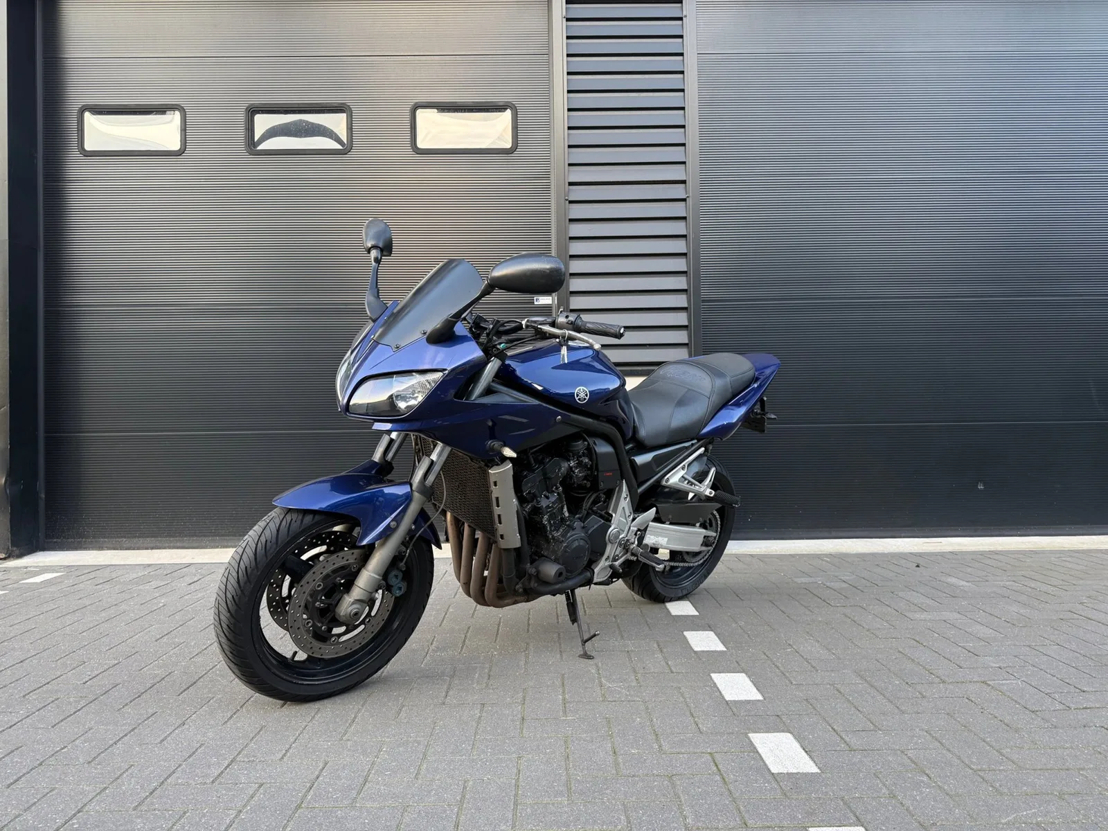 Yamaha FZS 1000 Fazer (2003) — foto 1