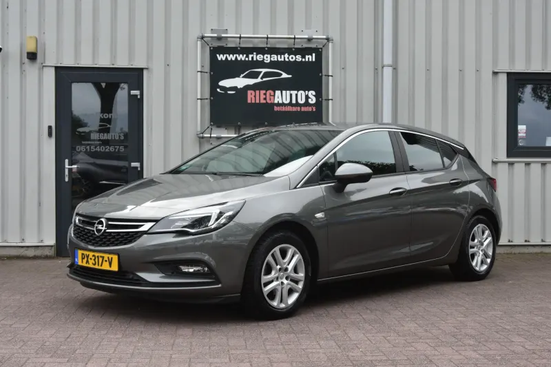 Opel Astra (2017)