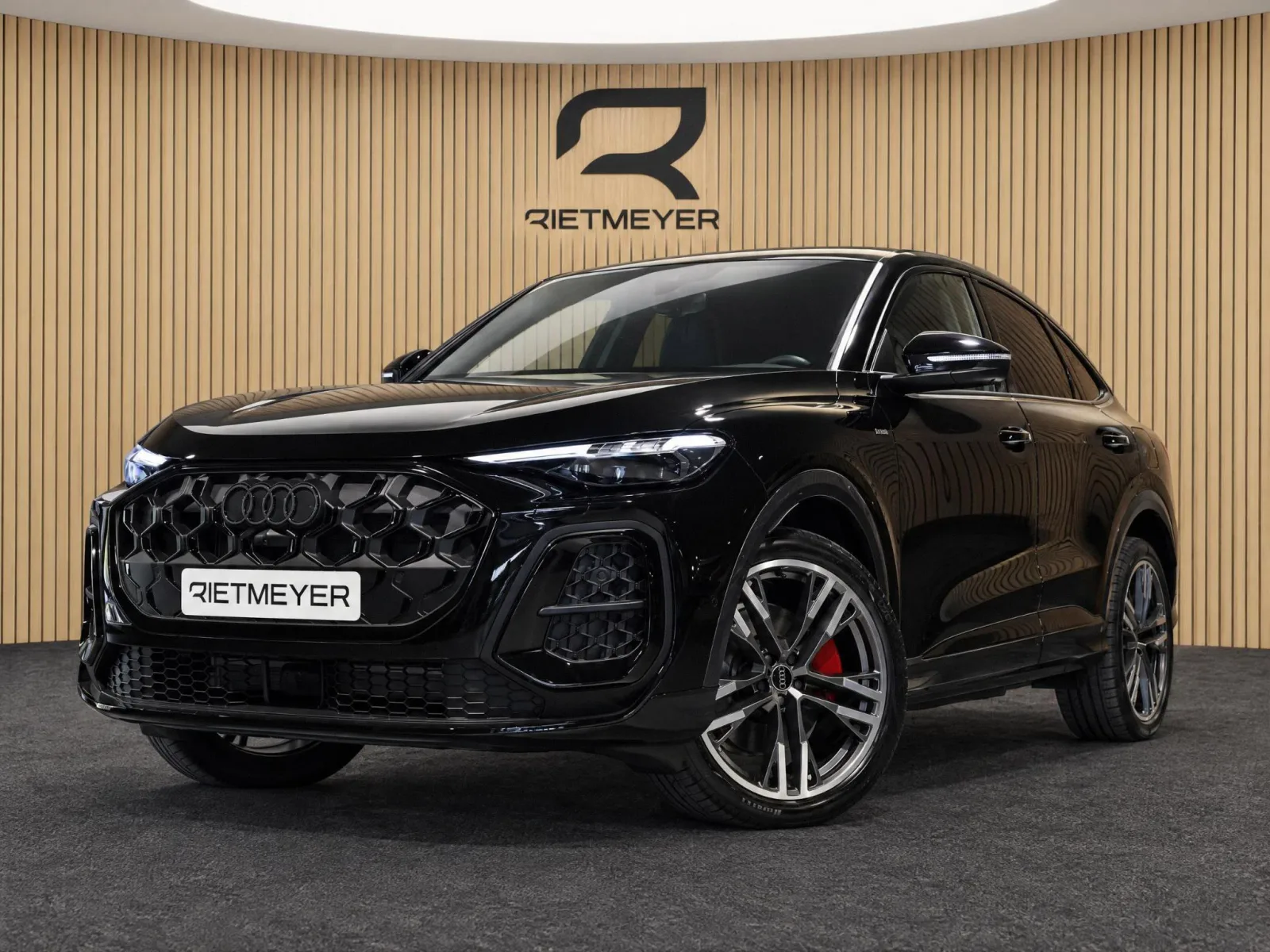 Audi Q5 Sportback (2026) — foto 1