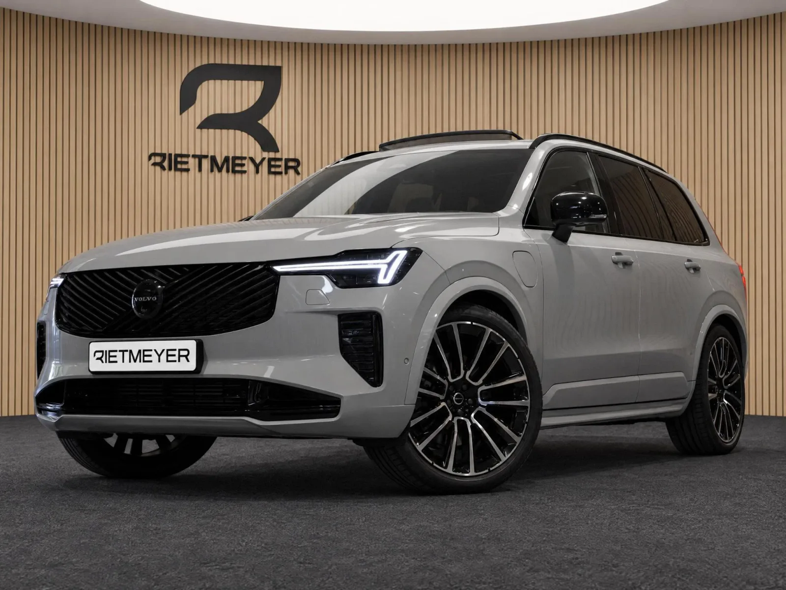 Volvo XC90 (2026) — foto 1