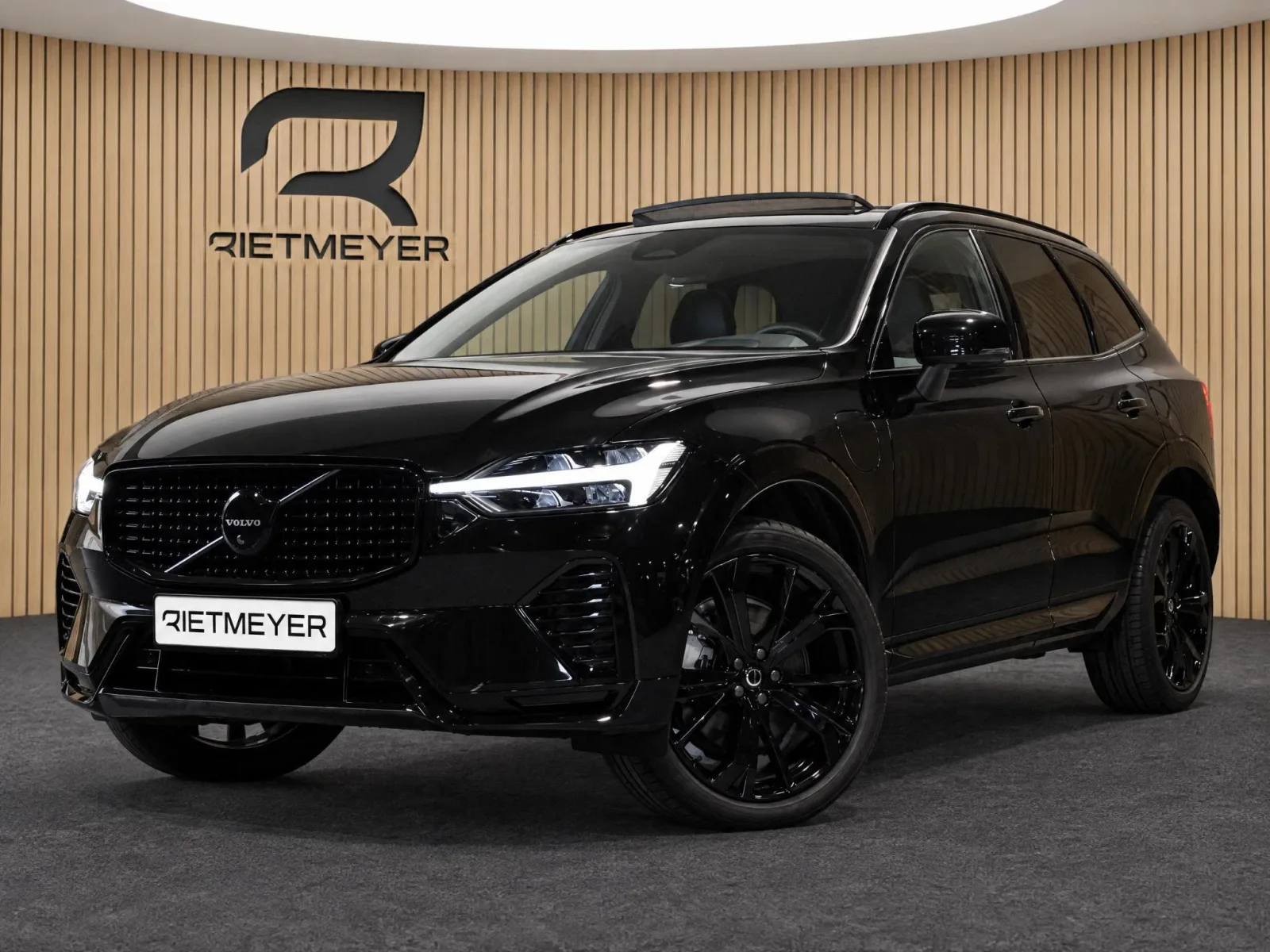 Volvo XC60 (2025) — foto 1