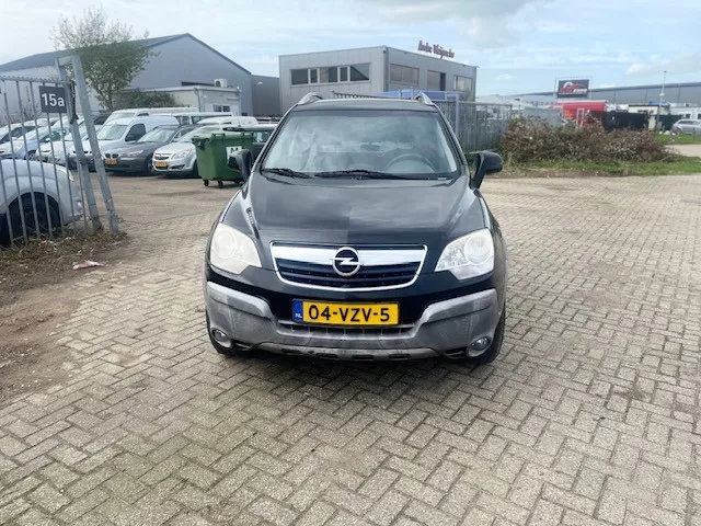 Opel Antara (2008) — foto 1