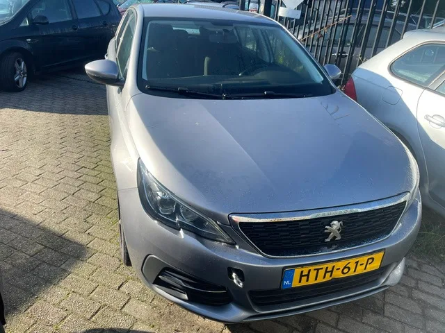 Peugeot 308 (2018) — foto 1