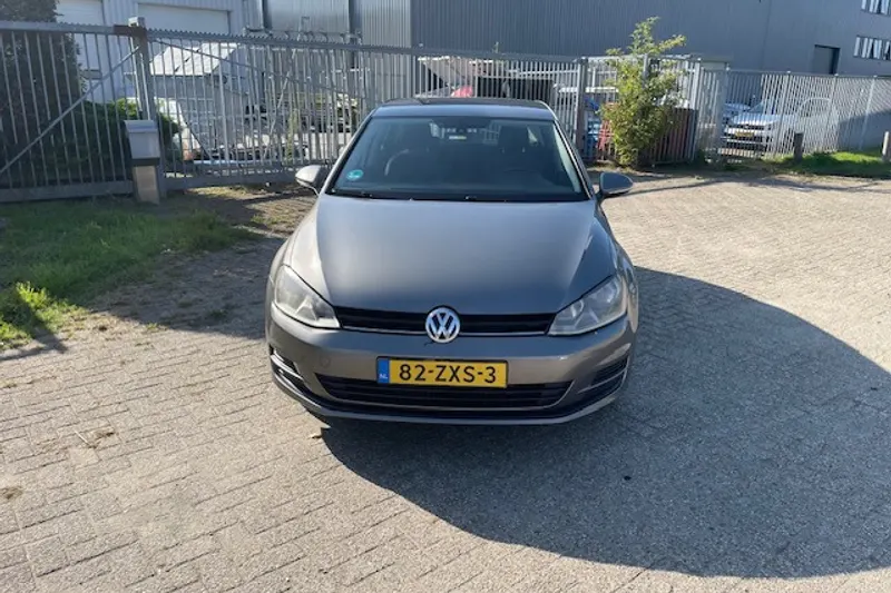 Volkswagen Golf (2013)