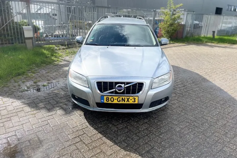 Volvo V70 (2008)
