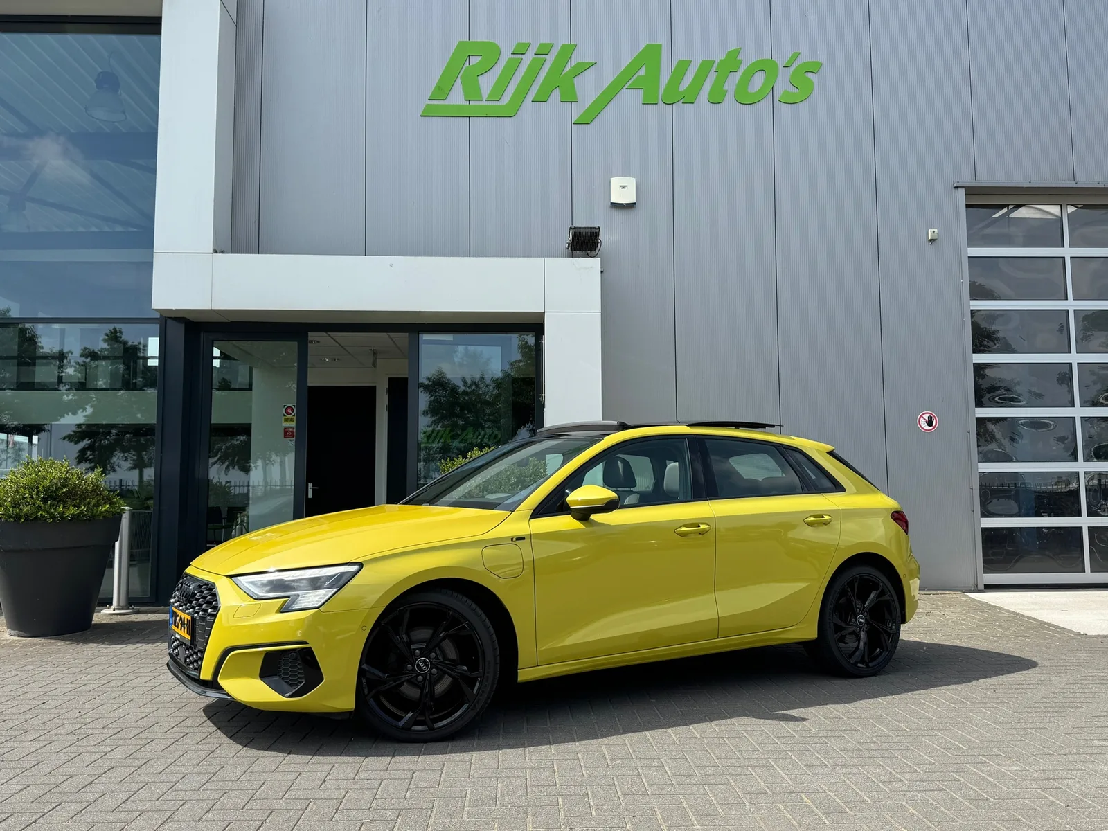 Audi A3 (2021) — foto 1