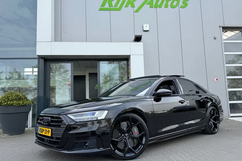 Audi A8 (2022)