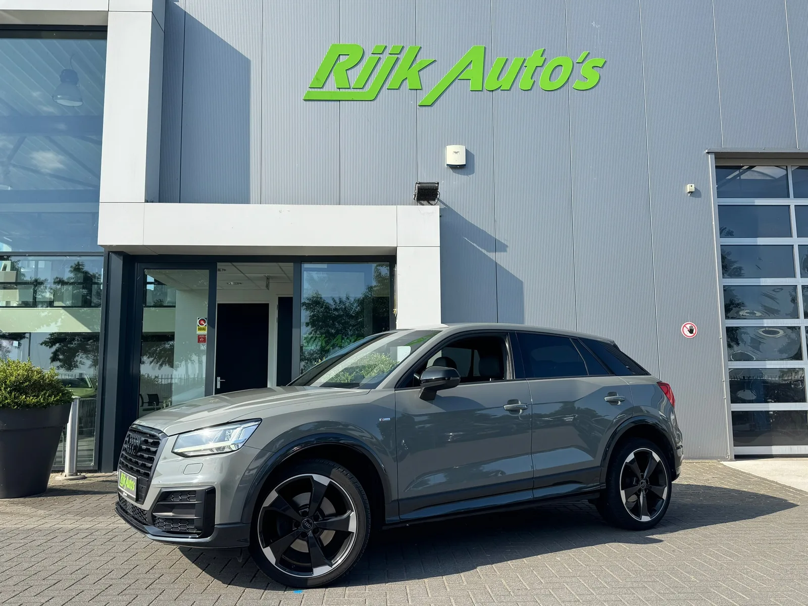 Audi Q2 (2017) — foto 1