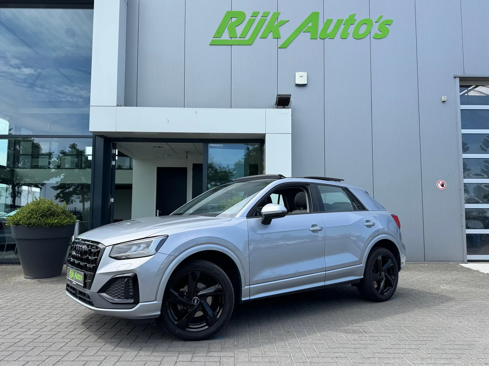 Audi Q2 (2023) — foto 1