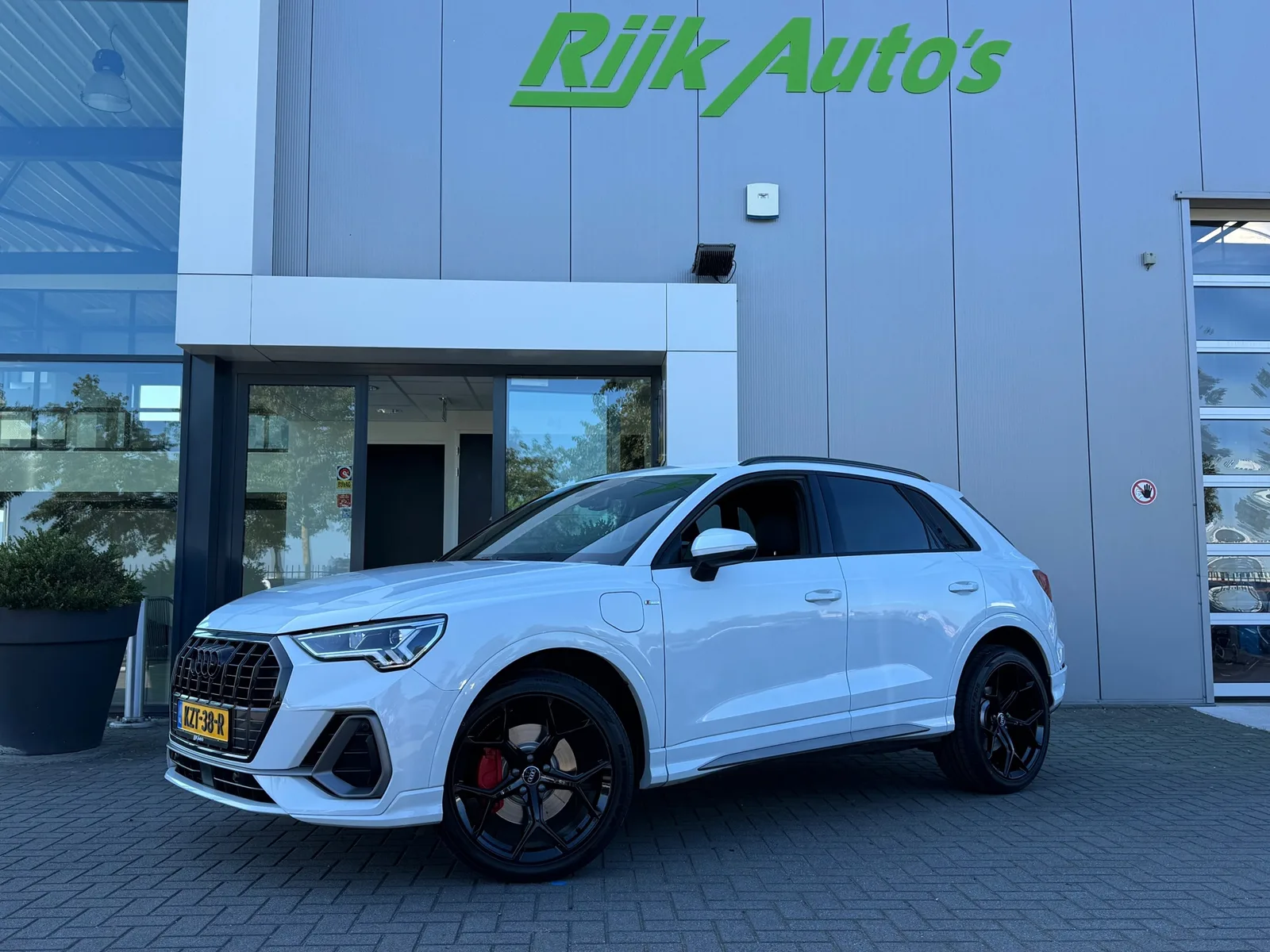 Audi Q3 (2023) — foto 1