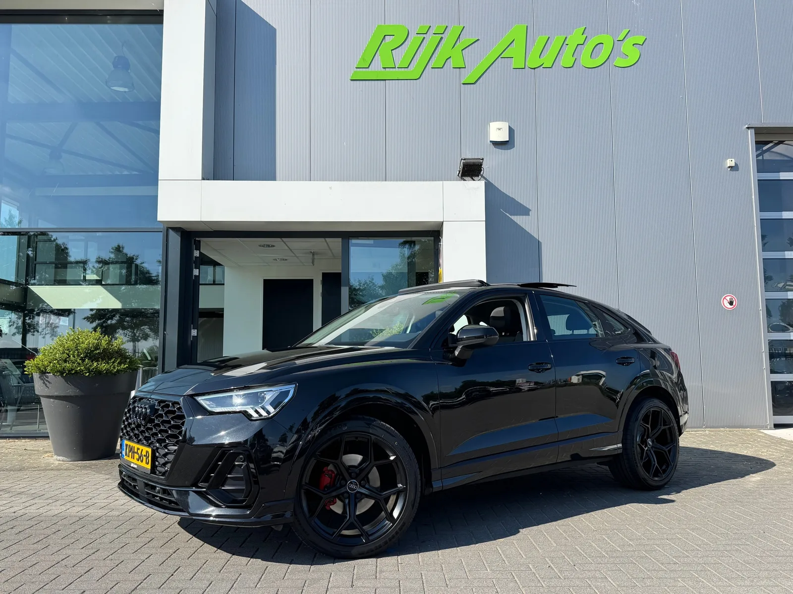 Audi Q3 Sportback (2021) — foto 1
