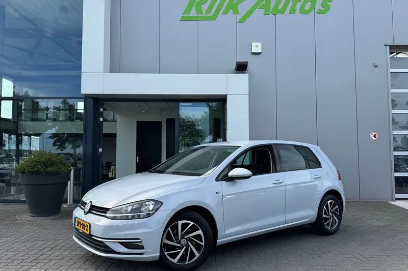 Volkswagen Golf (2018)