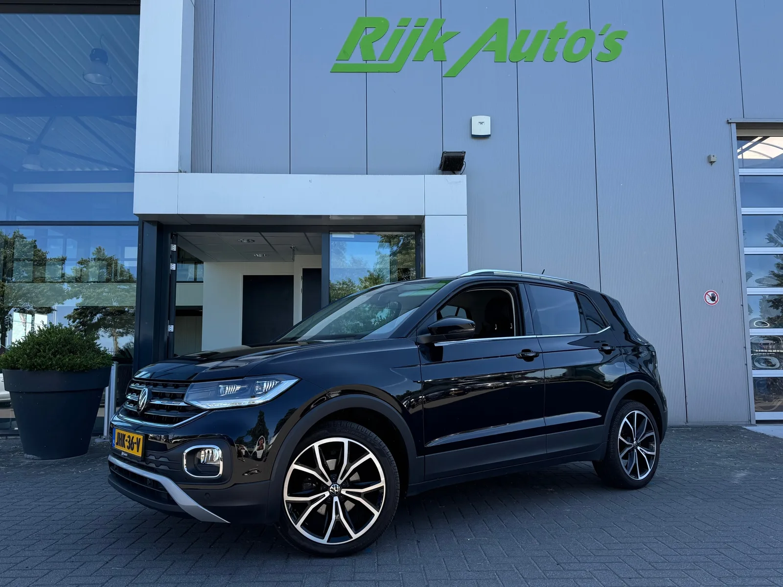 Volkswagen T-Cross (2022) — foto 1