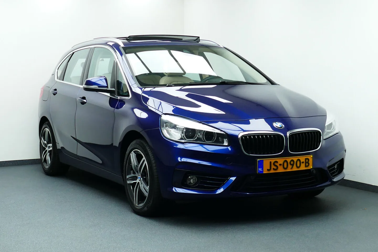 BMW 2-Serie Active Tourer (2016) — foto 1