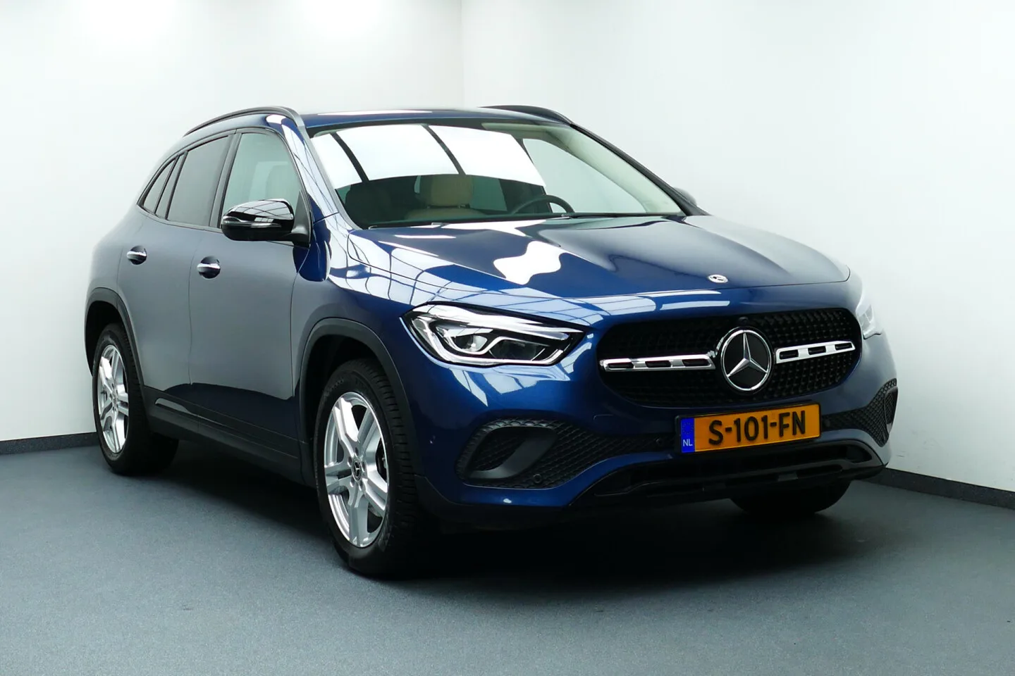 Mercedes-Benz GLA-Klasse (2022) — foto 1