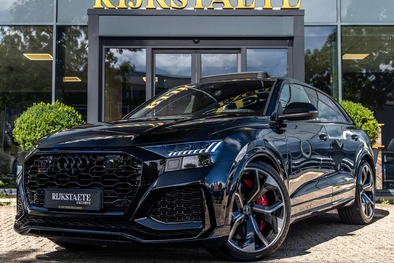 Audi RS Q8 (2022)