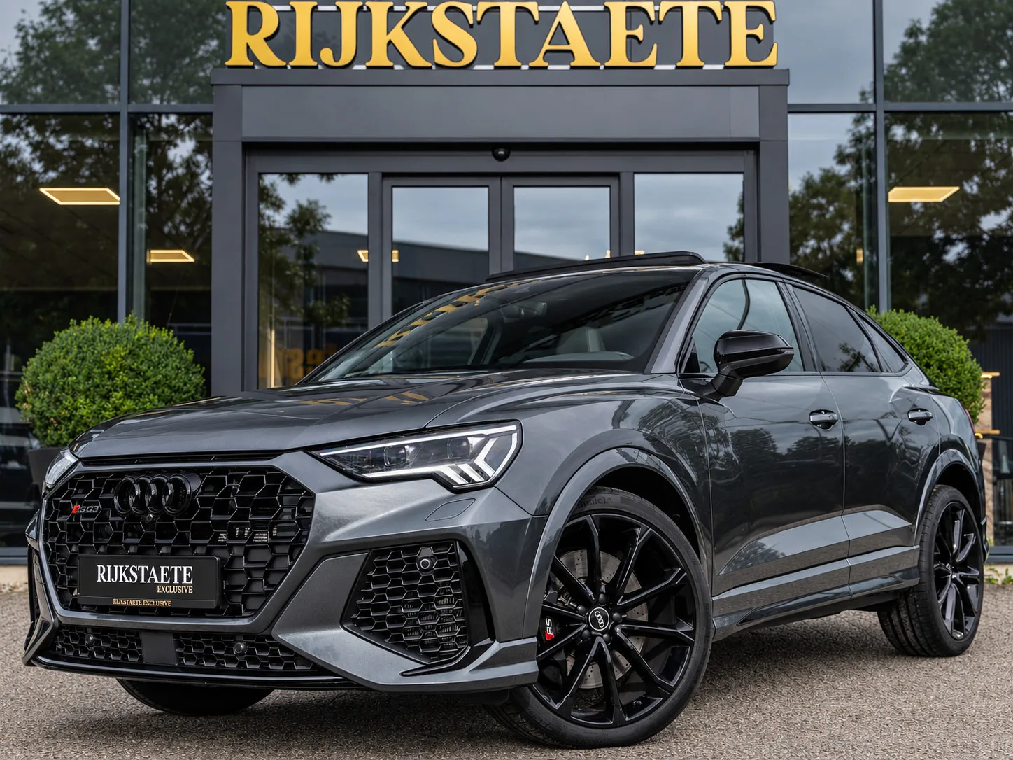 Audi RS Q3 Sportback (2021) — foto 1