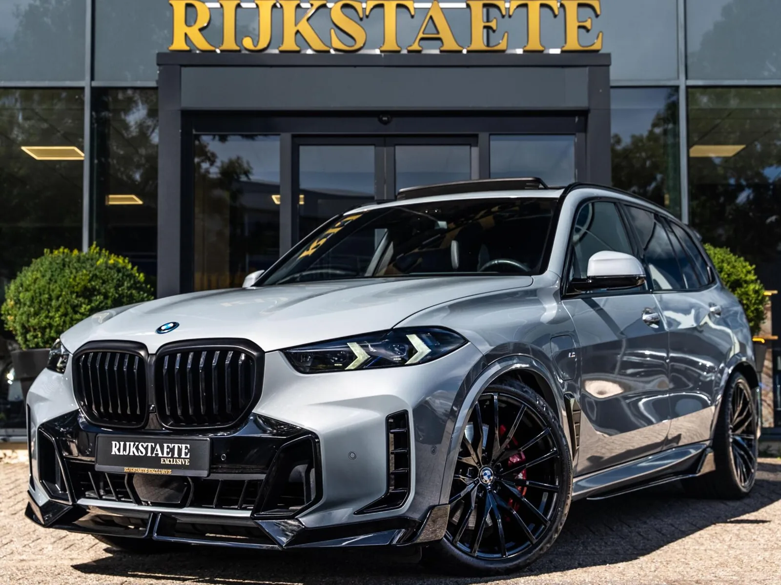 BMW X5 (2025) — foto 1