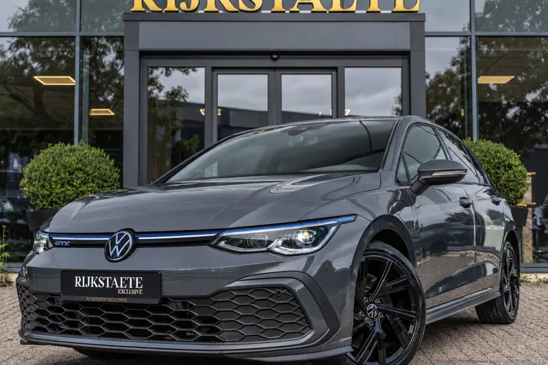 Volkswagen Golf (2022)