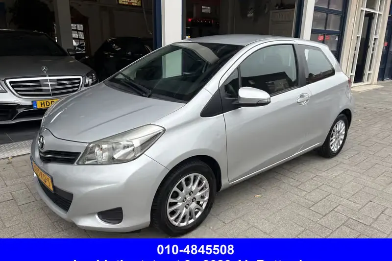 Toyota Yaris (2012)