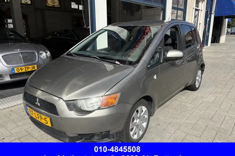 Mitsubishi Colt (2010)