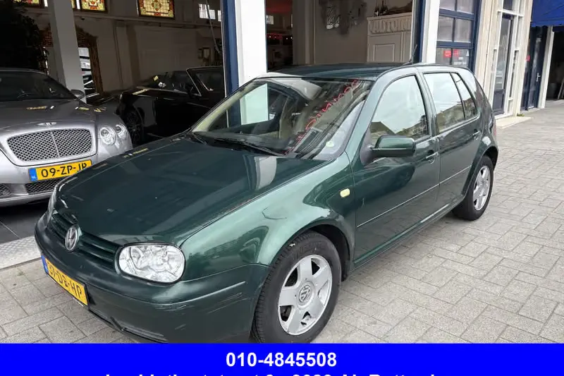 Volkswagen Golf (1999)