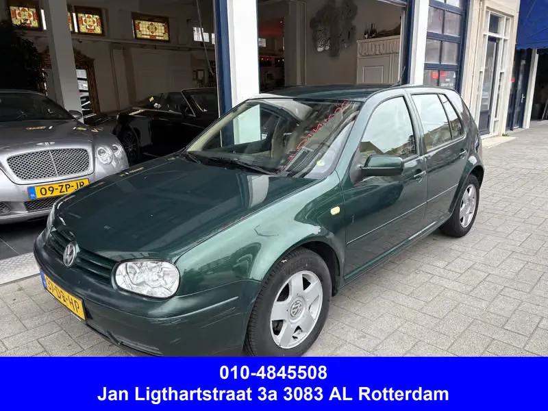 Volkswagen Golf (1999) — foto 1