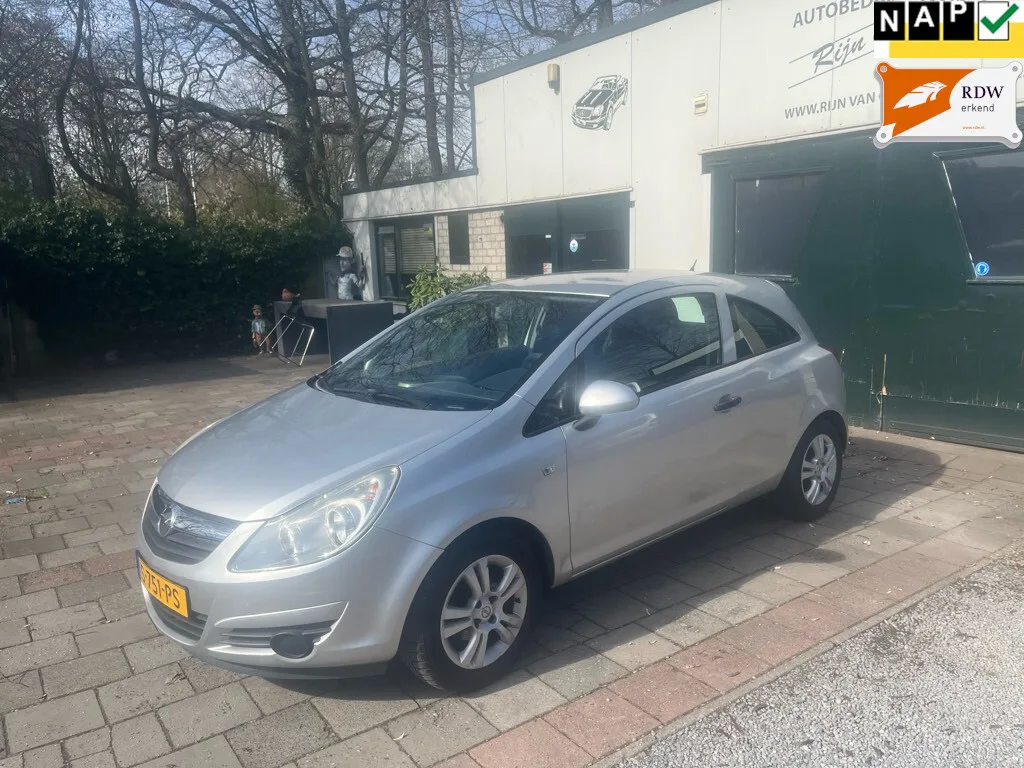 Opel Corsa (2009) — foto 1