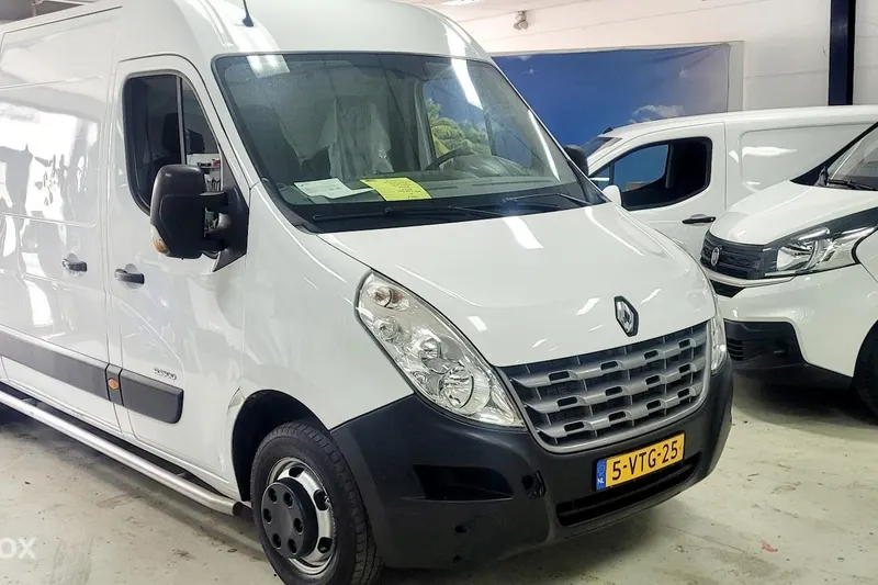 Renault Master (2012)