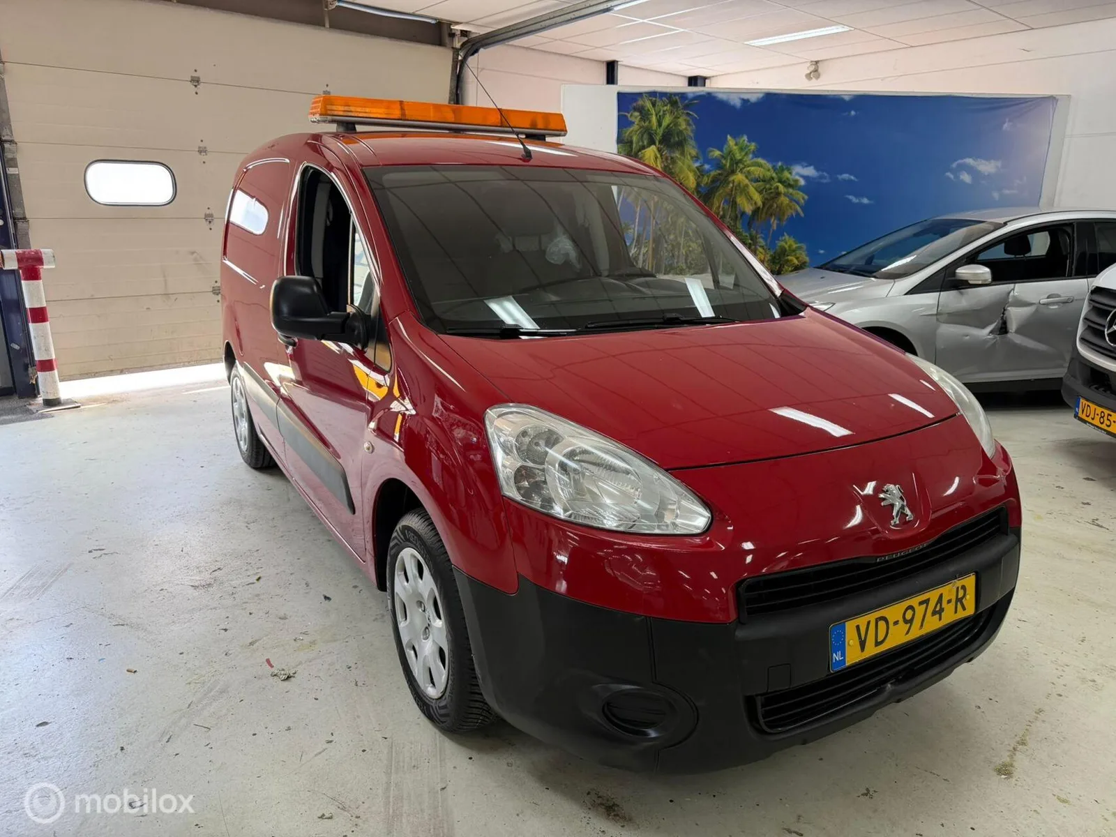 Peugeot Partner (2013) — foto 1