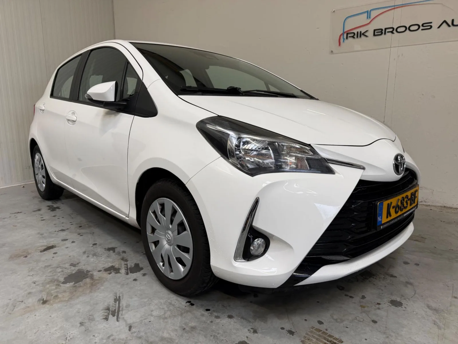 Toyota Yaris (2019) — foto 1