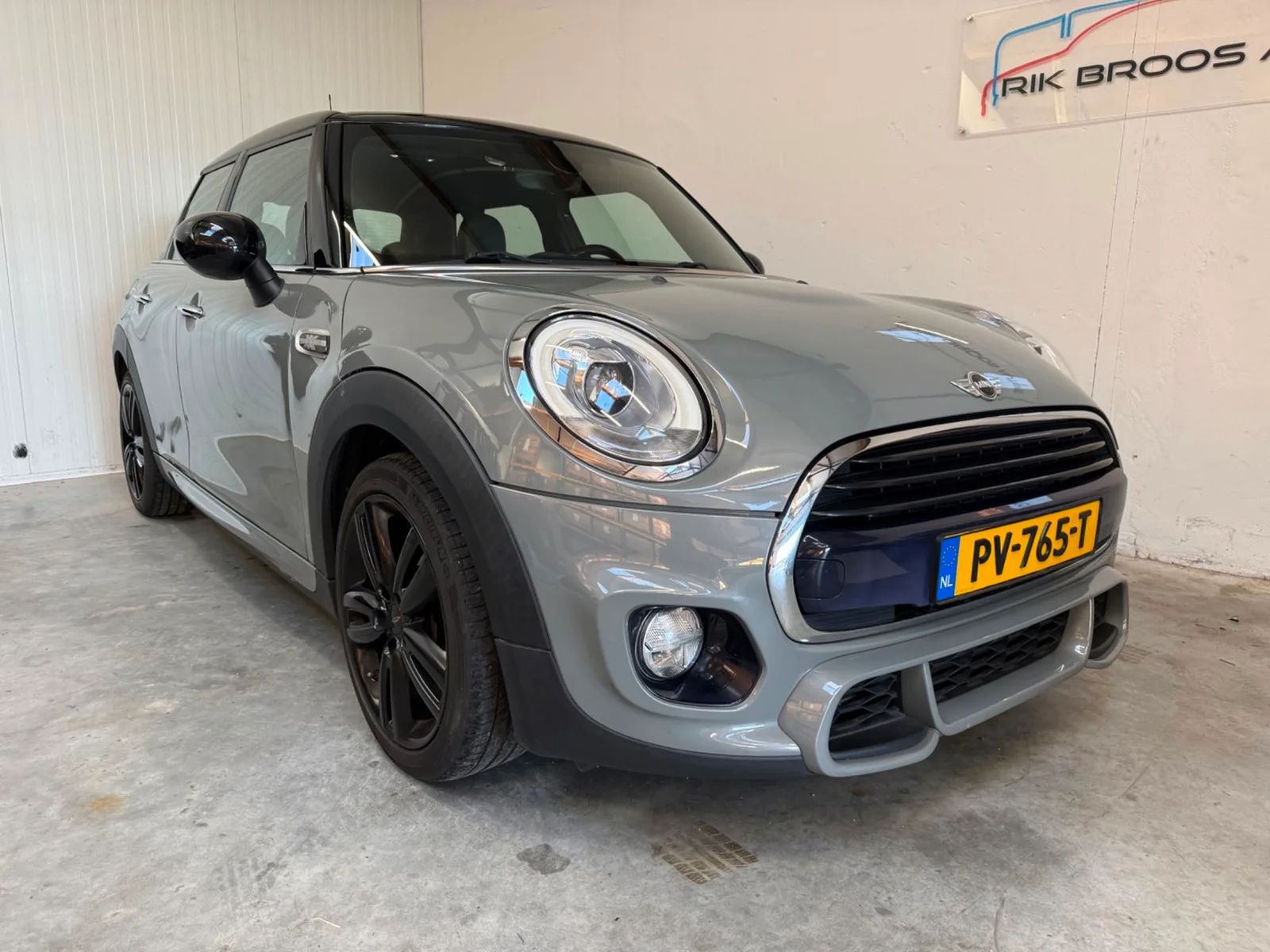 MINI Cooper (2017) — foto 1