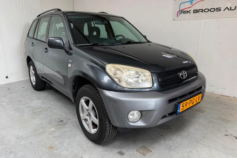 Toyota RAV4 (2004)