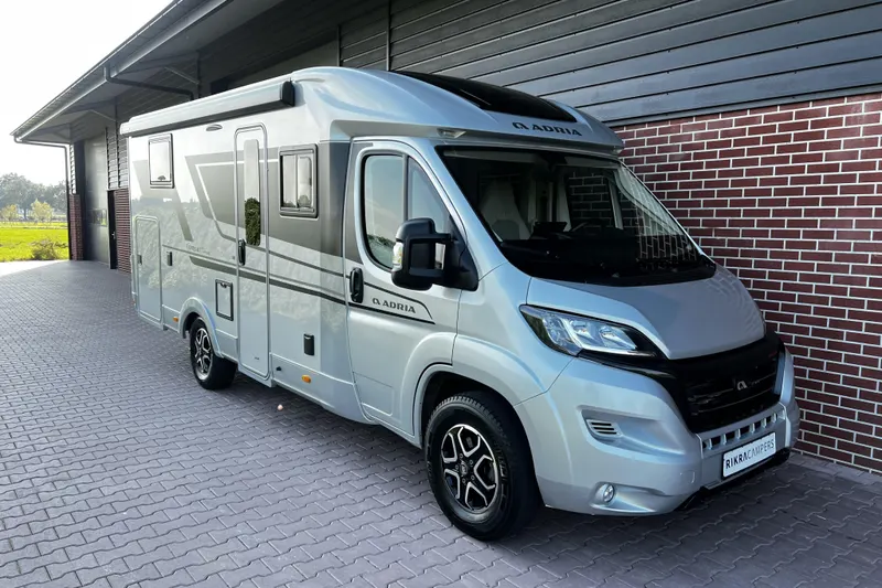 Adria Compact (2023)