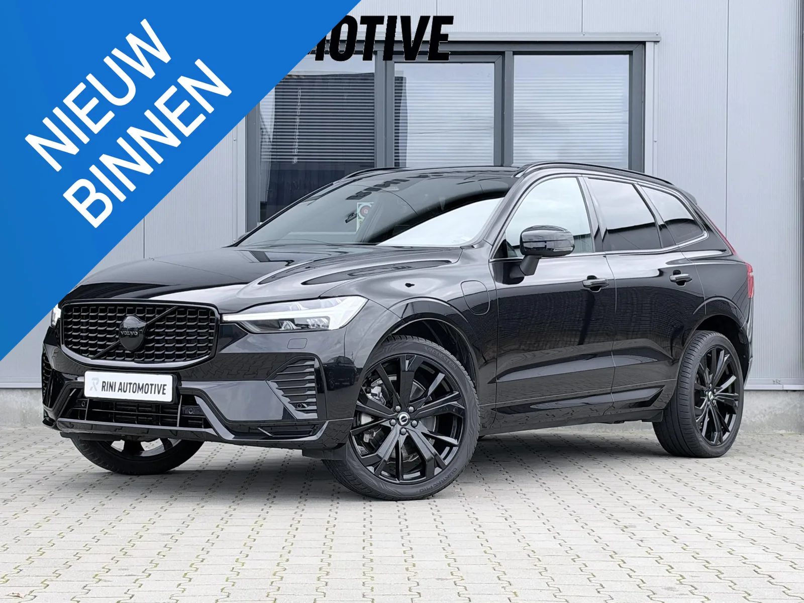 Volvo XC60 (2024) — foto 1