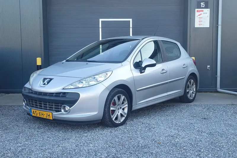 Peugeot 207 (2007)