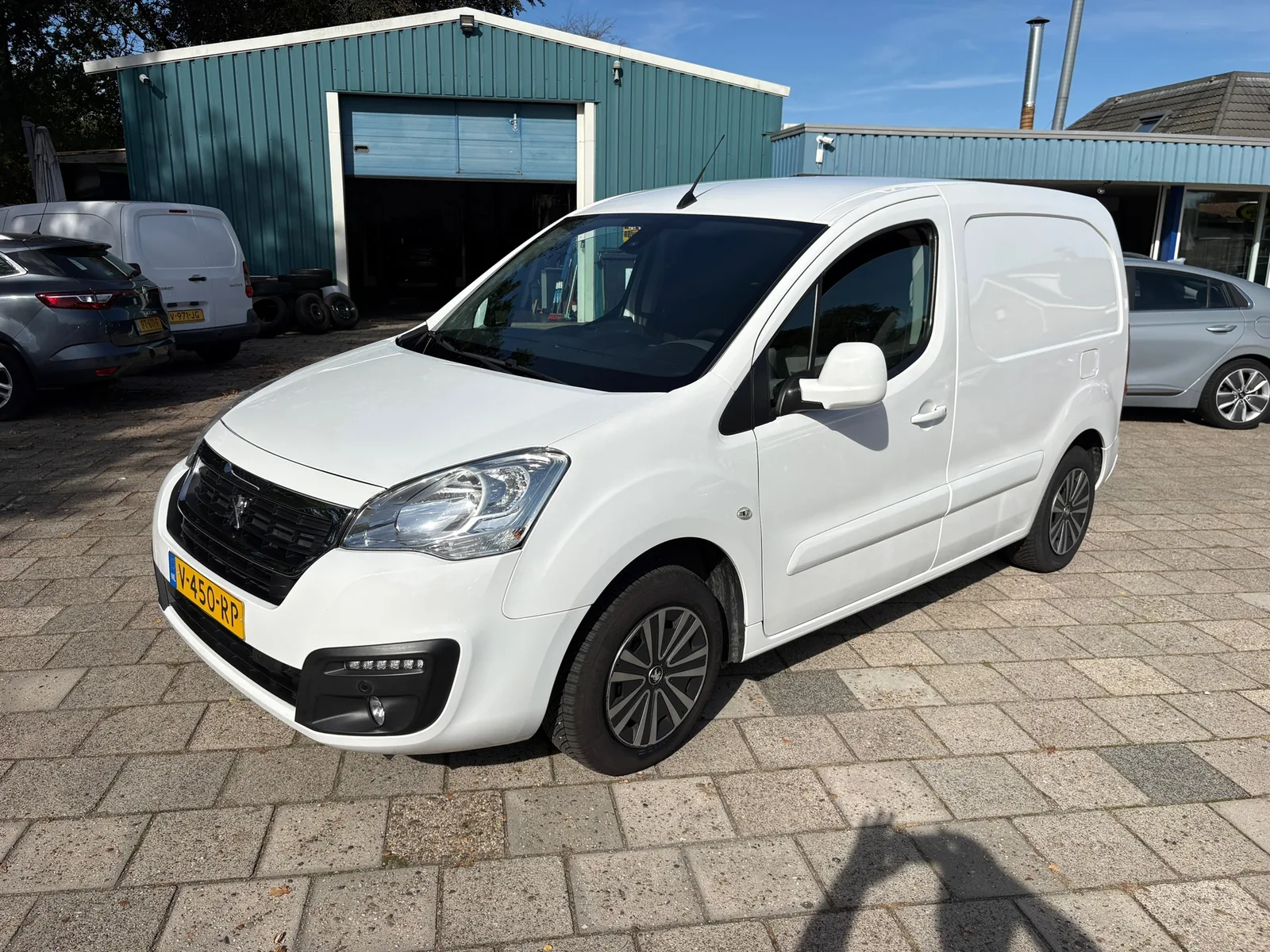 Peugeot Partner (2018) — foto 1