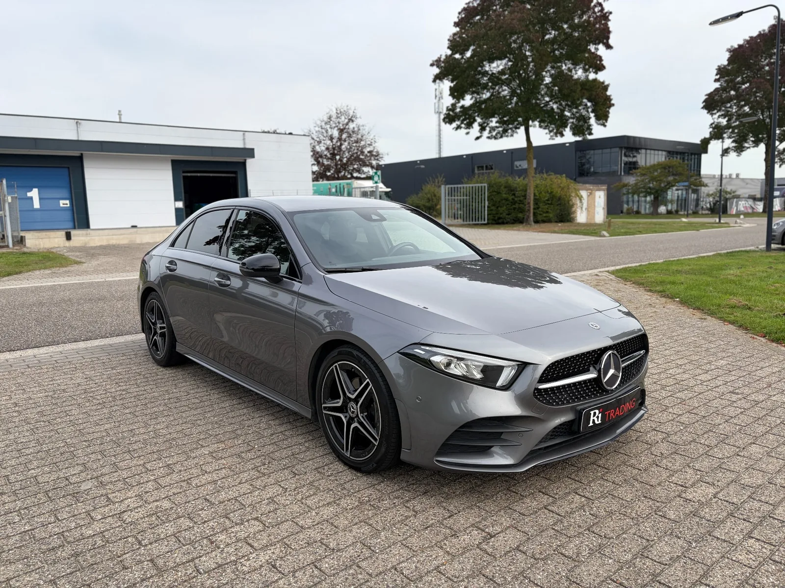 Mercedes-Benz A-Klasse (2019) — foto 1